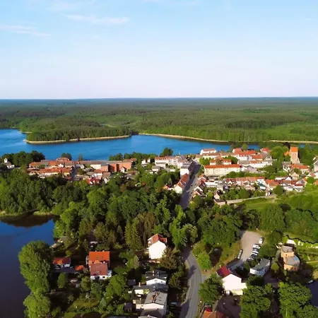 Alt-berliner Schwanenhof Eg Links